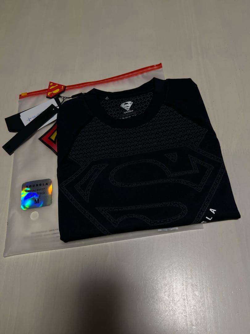 正規品　 スーパーマン　コンプレッション　Tシャツ　新品未使用