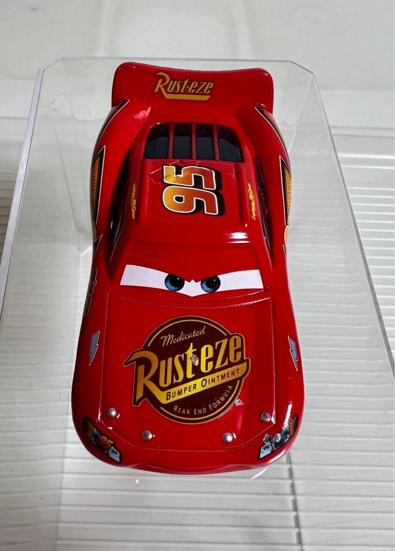 カーズ、ミニカーマテルライトニングマックィーンRADIATOR SPRINGS