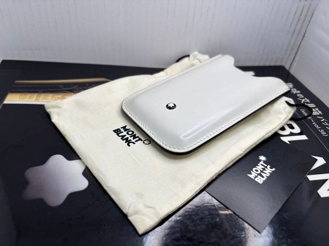 ⭐️美品⭐️モンブラン稀少完売逸品！本革製ペンポーチ・スマホケース・小物入れ白パール