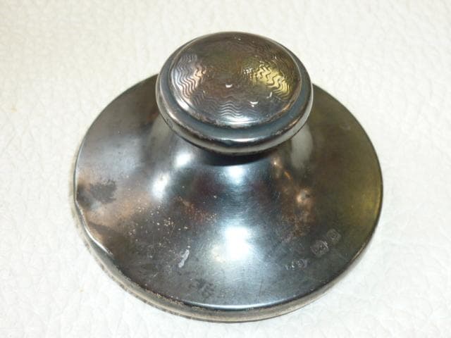 1929年製 英国製◆蓋純銀製 瓶純銀と花デザイン切子 蓋付き小瓶（香水瓶他）