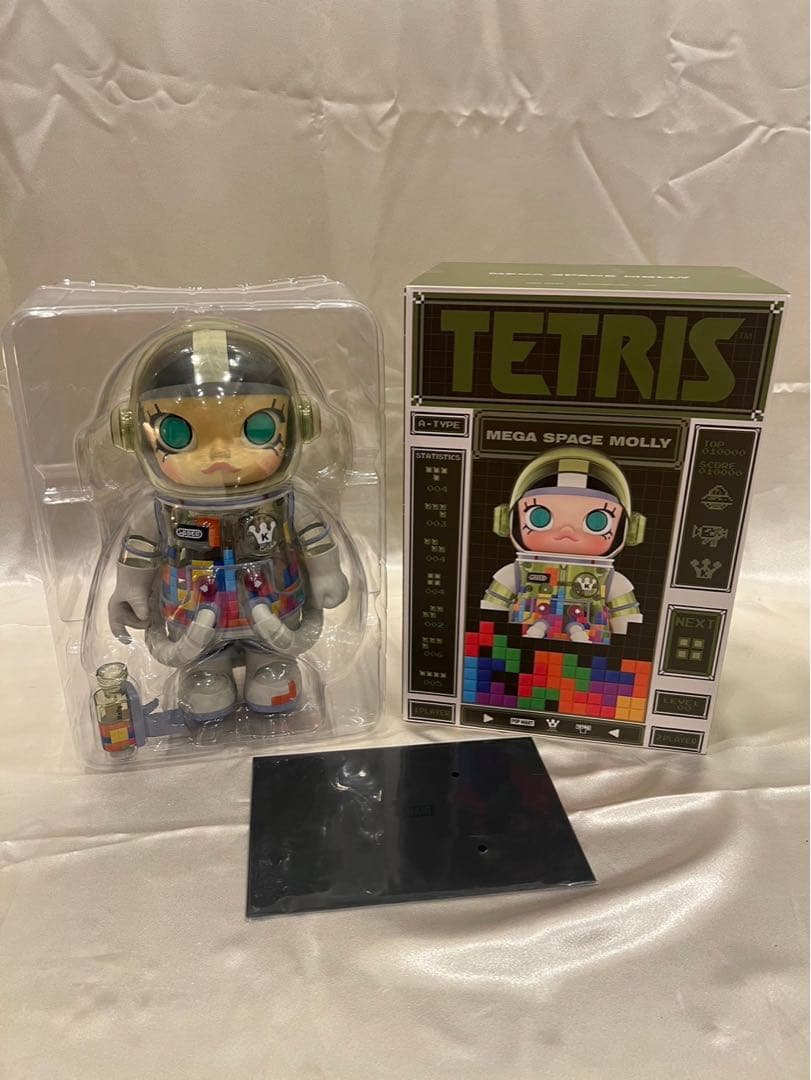 POPMART MEGASPACE MOLLY 400% TETLIS テトリス