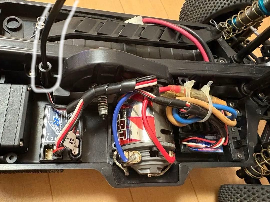 タミヤ4WDバギーDB01ドゥルガとフタバ3PMプロポ（説明書付き）のセット