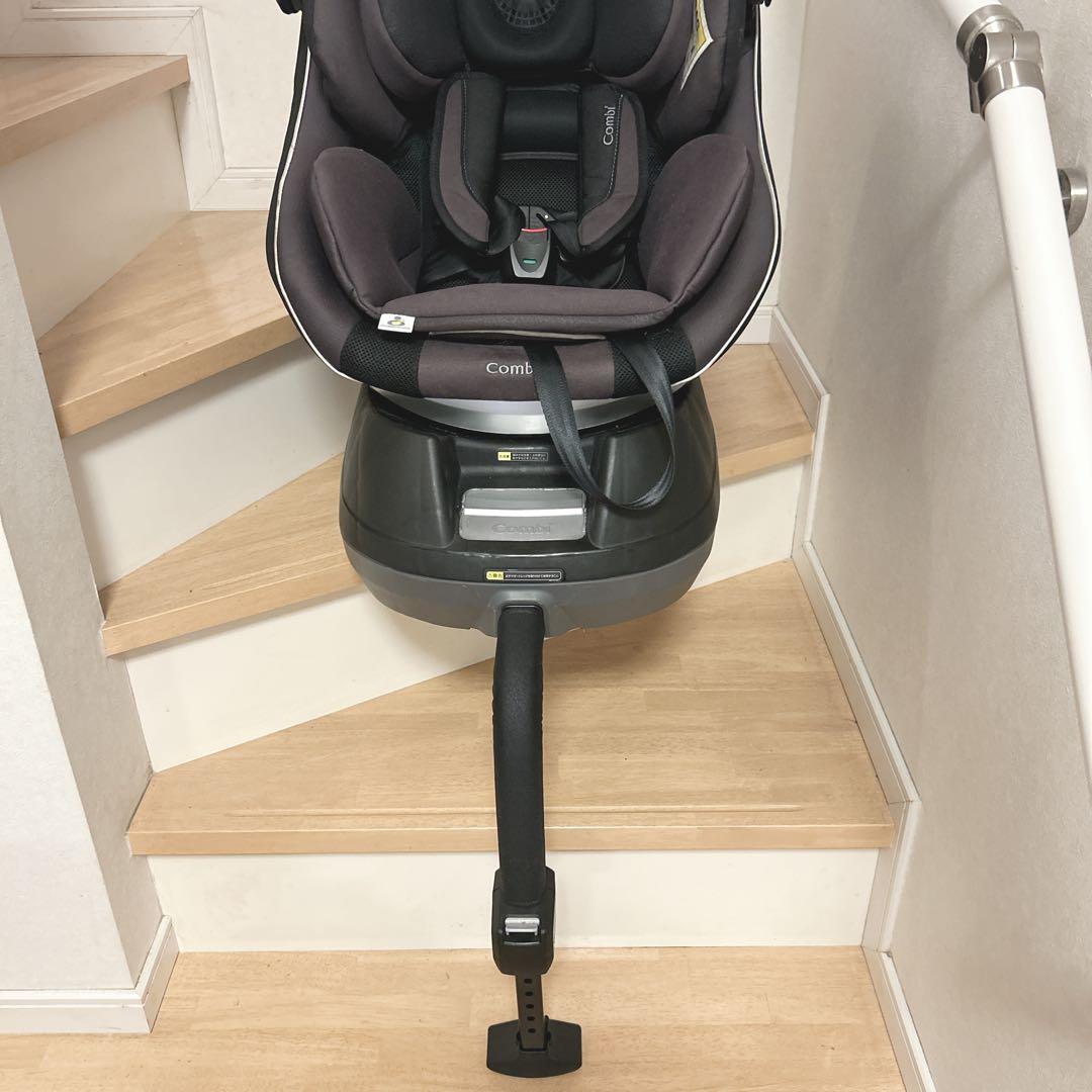 Combi ネルーム エッグショックNC-520 シートベルト固定