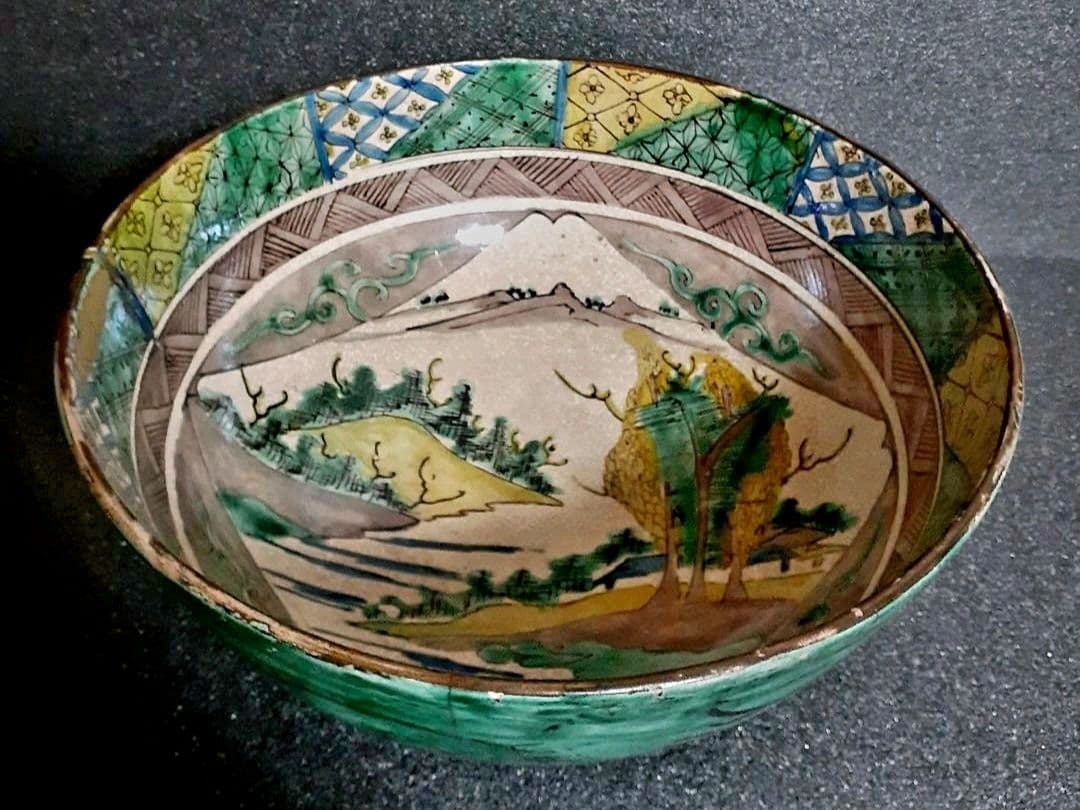 江戸時代末期～明治時代初期　古九谷　青手九谷　富士に逆富士図　24.2cm大鉢