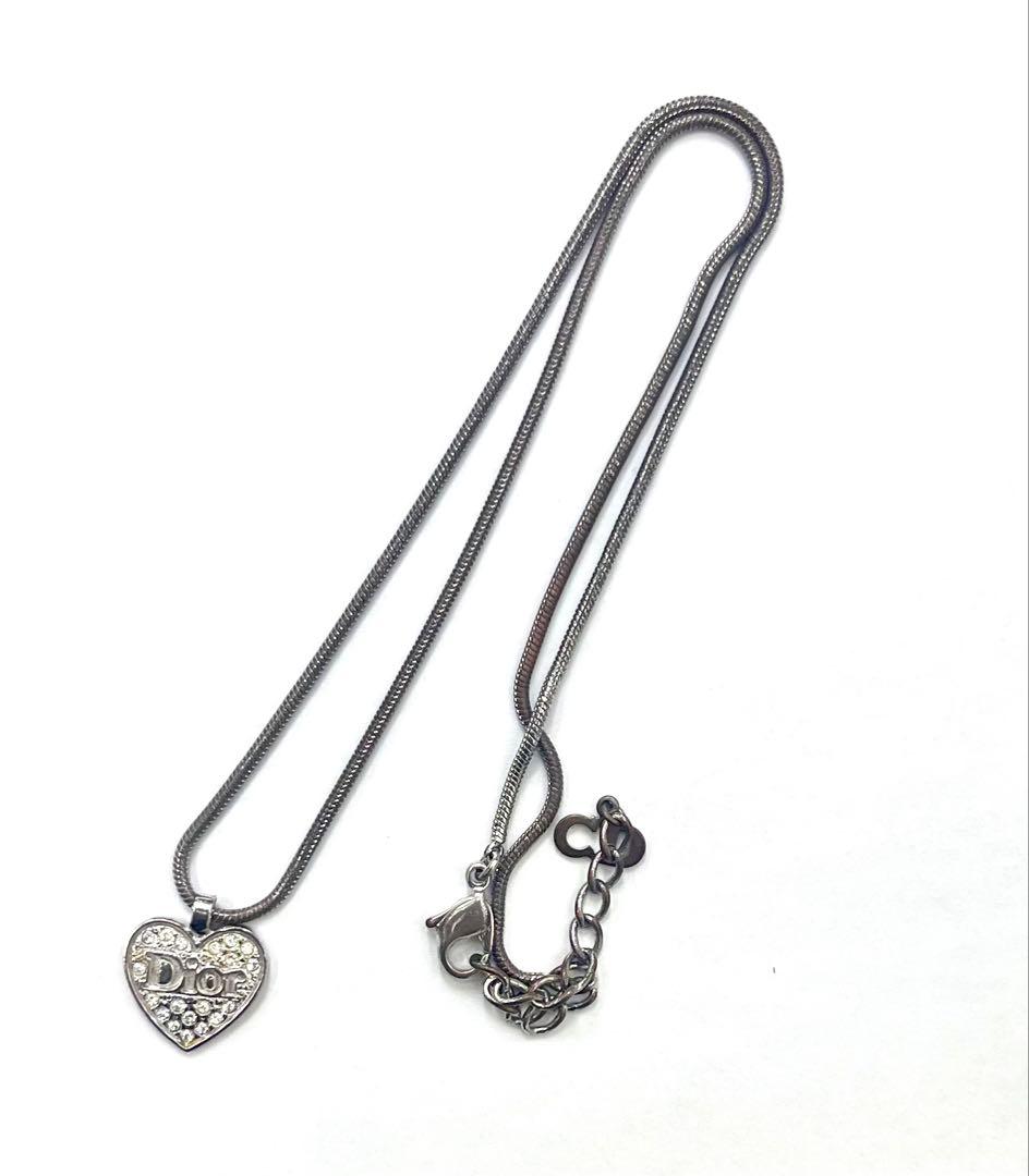 ディオール ロゴ ネックレス イヤリングセットとラインストーンシルバーネックレス