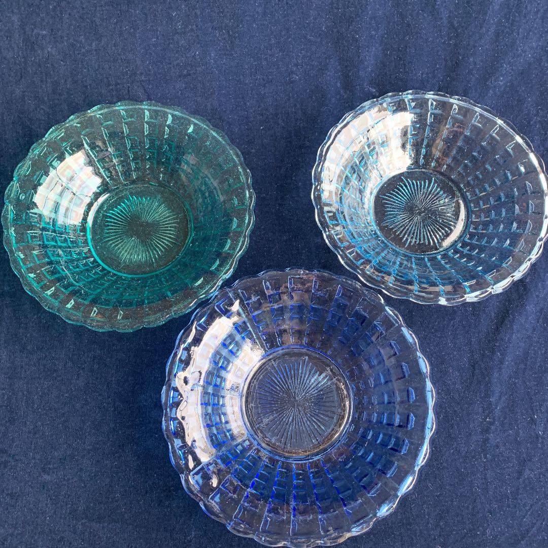 アンティークプレスガラスプレートボール