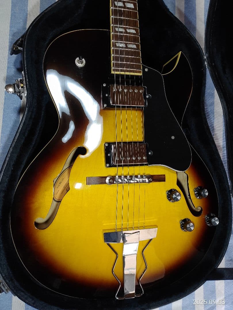 Epiphoneの製産終了、使用感少フルアコES-175VSハードケース付き美品