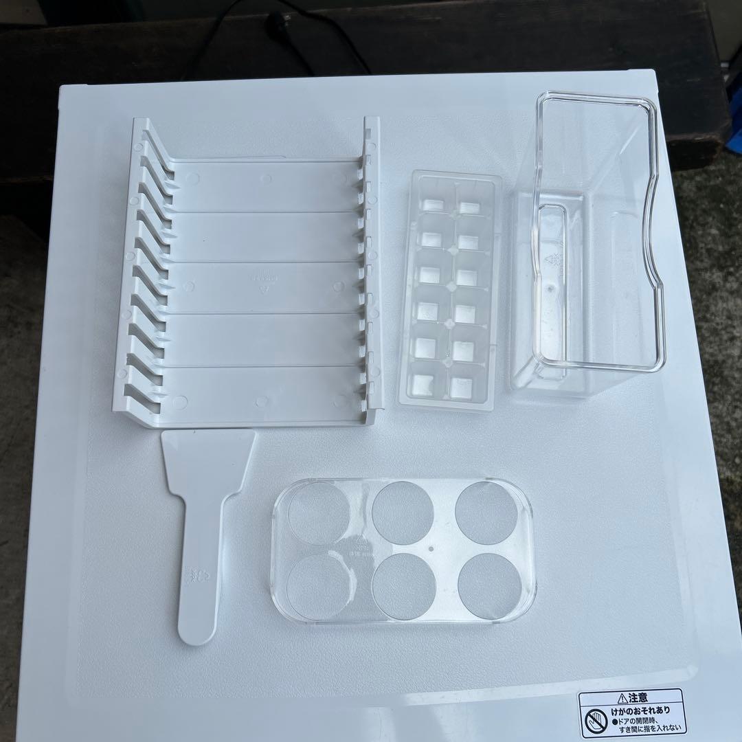 ニトリ　2ドア　ノンフロン　冷蔵庫　90L BR2C01WH 2025年製