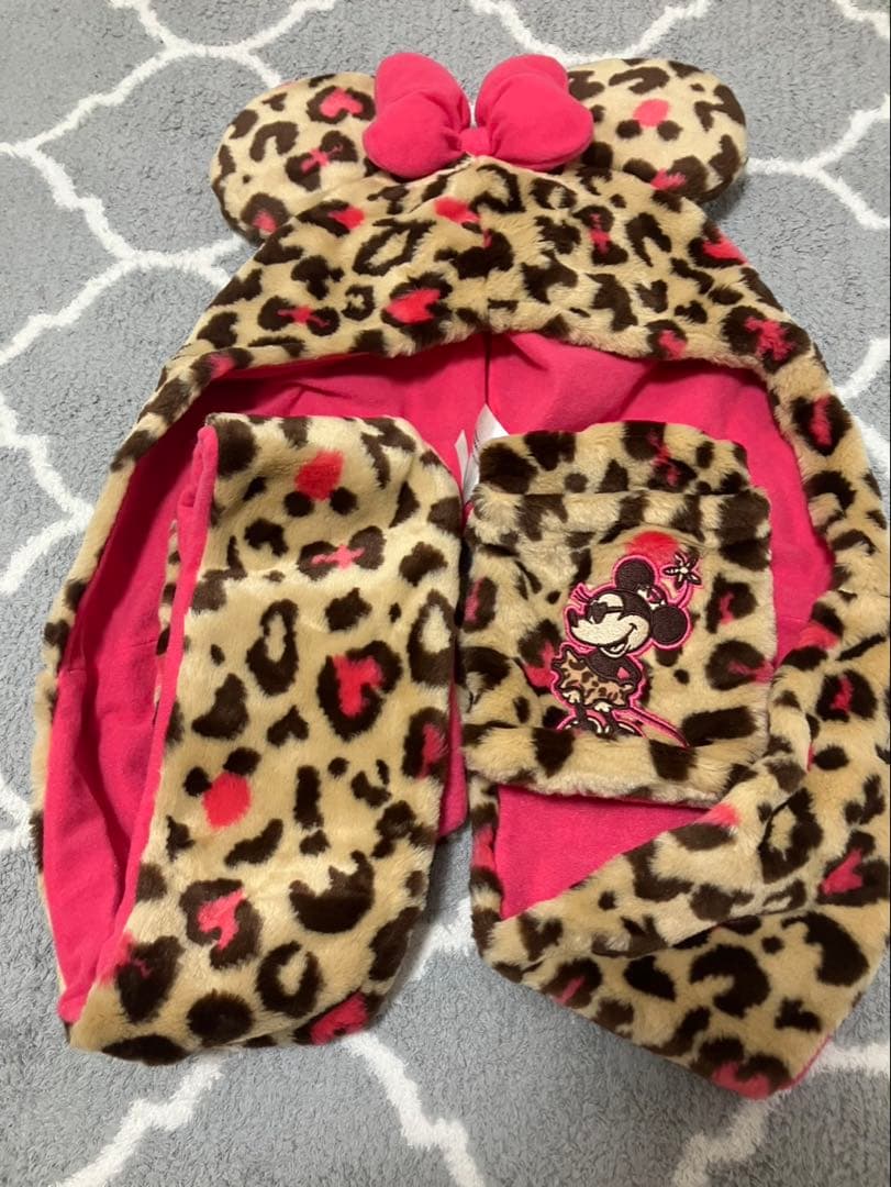 ディズニーミニーヒョウ柄ファンキャップマフラー