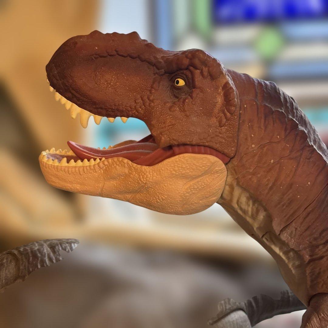 特大　恐竜　2体　ティラノサウルス　首長恐竜　ディスプレイ　フィギュア