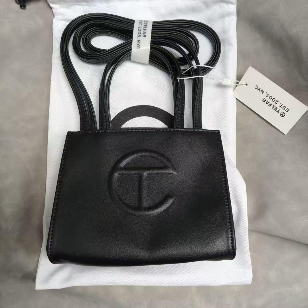 テルファー　ショルダーバック ブラック