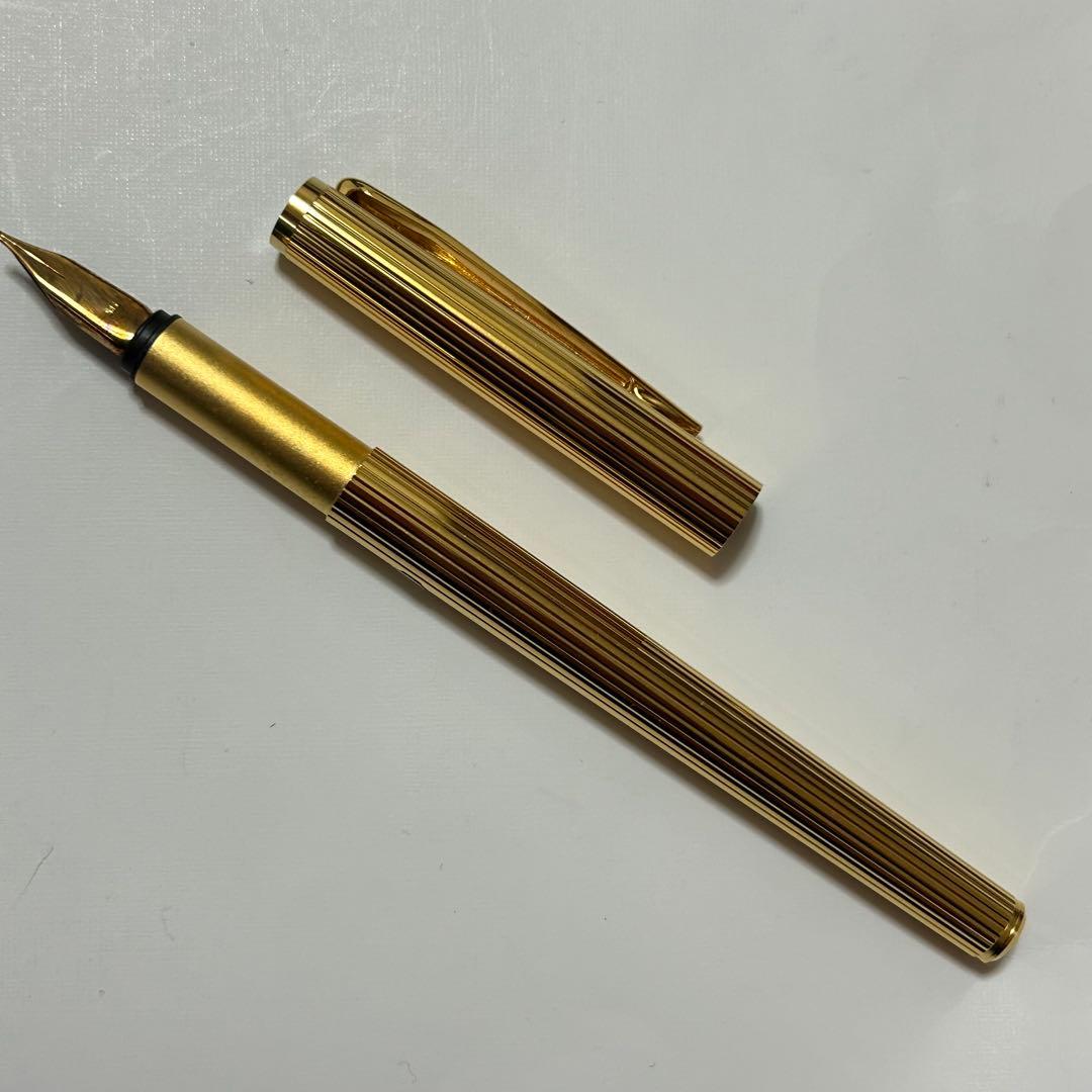 未使用　モンブラン万年筆 ゴールドカラー　リブデザイン　585 ケース　付