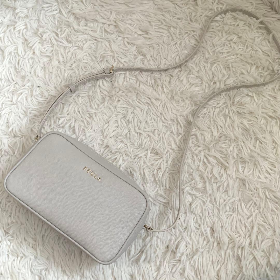 新品✨フルラ ショルダーバッグ 現行 リリー ダブルジップ レザー グレー