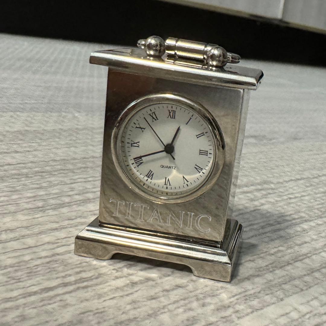 Titanic 置時計 メタル製 シルバー