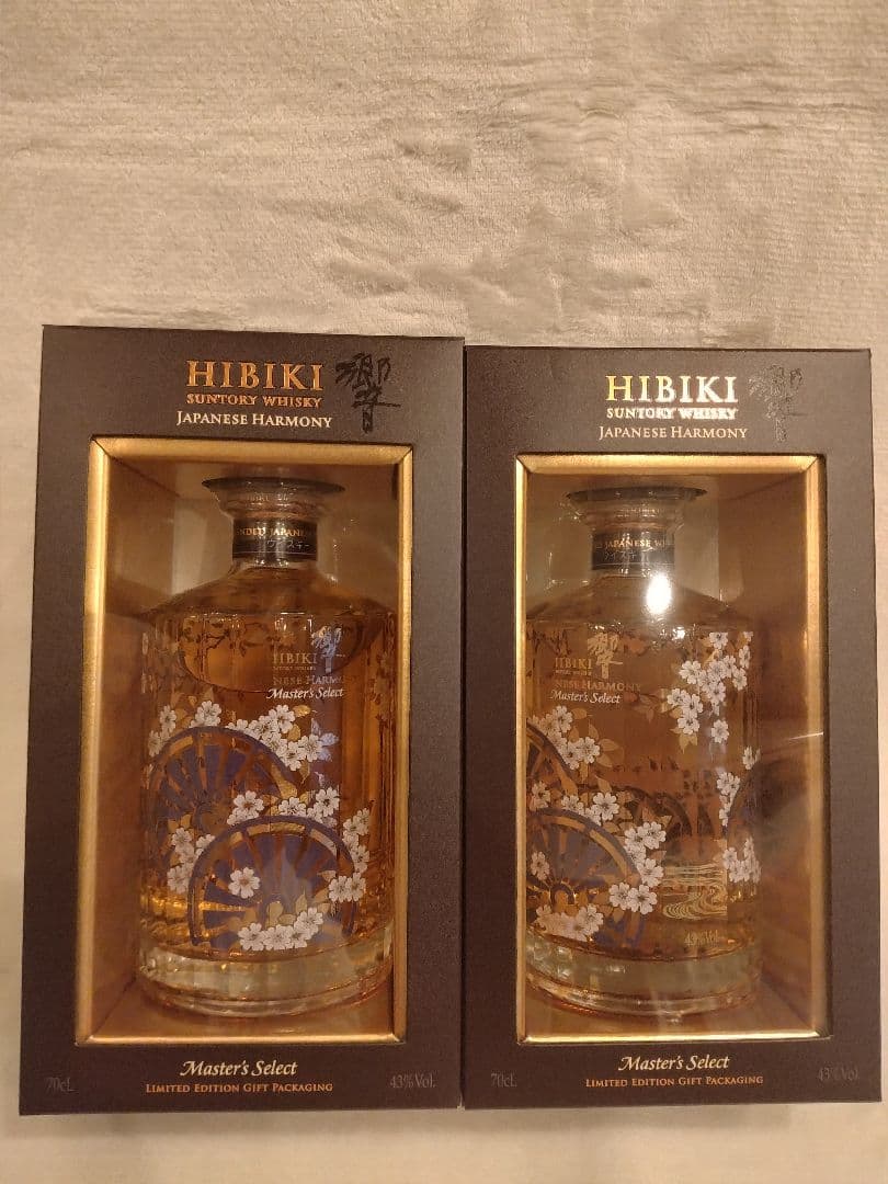 響 Hibiki ジャパニーズハーモニー マスターズセレクト 意匠ボトル