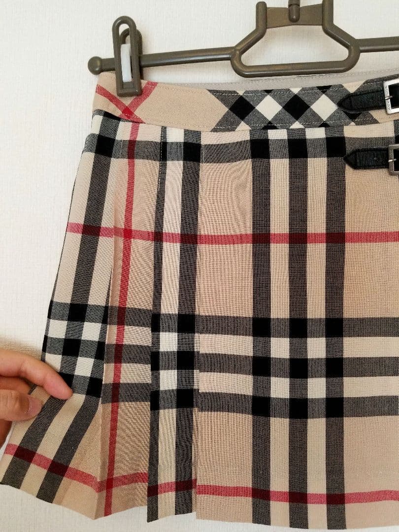 バーバリーキッズスカート 未使用近 ベージュノバチェック女の子120