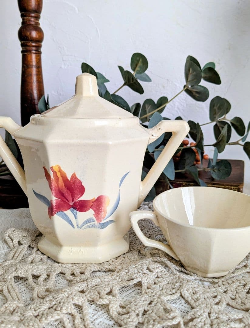 ディゴワン サルグミンヌ シュガーポットとカップのセット フランス