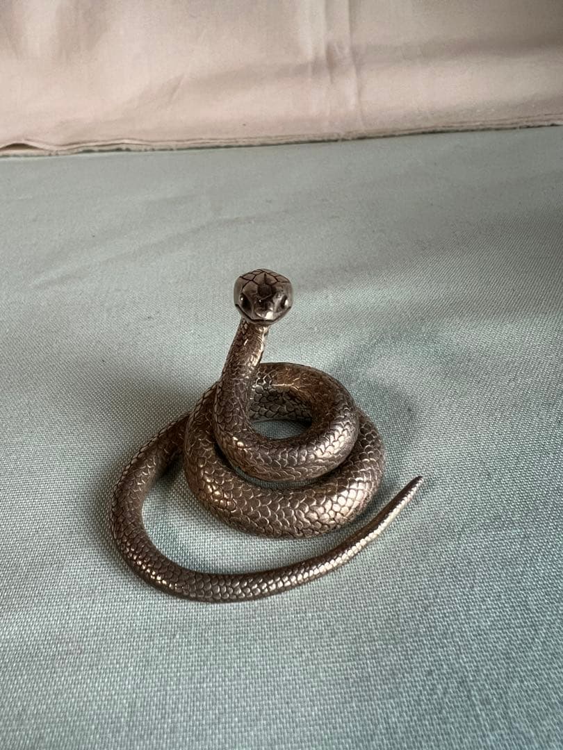 純銀 蛇 置物 61.1g 康德三年紫雲閣