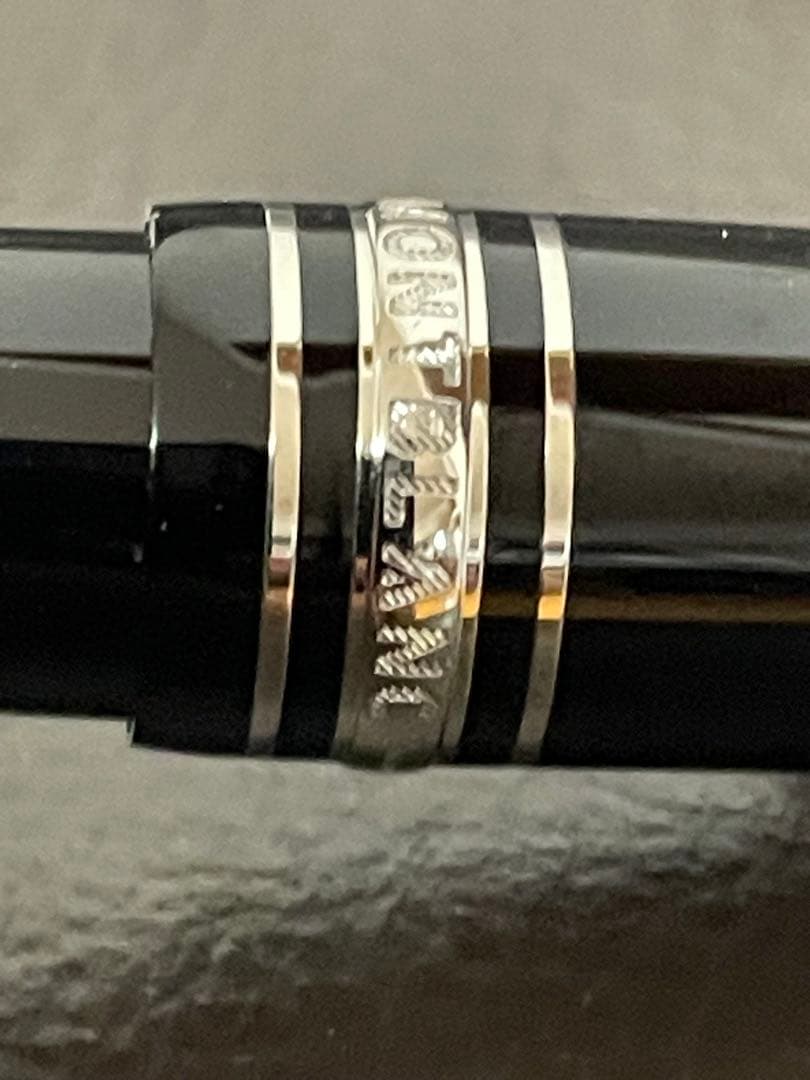 ◾️MONTBLANC モンブランミッドサイズ ボールペン ◾️プラチナ◾️化粧箱付