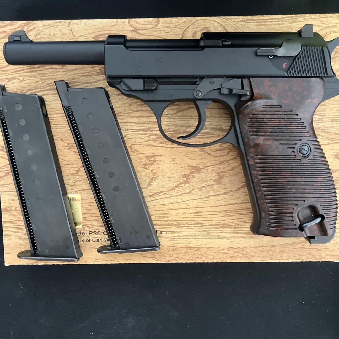 Walther P38 ガスガン マガジン2本付き