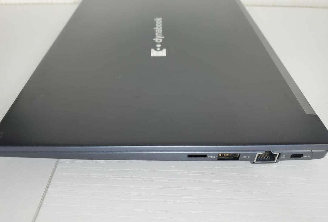 dynabook G83 第11世代Corei5 8GB 256GB IGZO