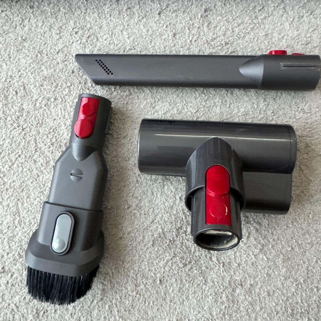 ダイソン　V7fluffy 新品交換性大容量バッテリー付