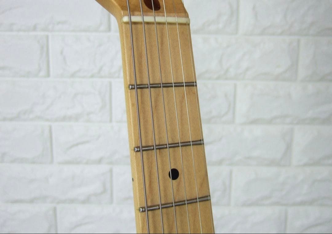 ギター Fender Japan Hybrid Telecaster Deluxe