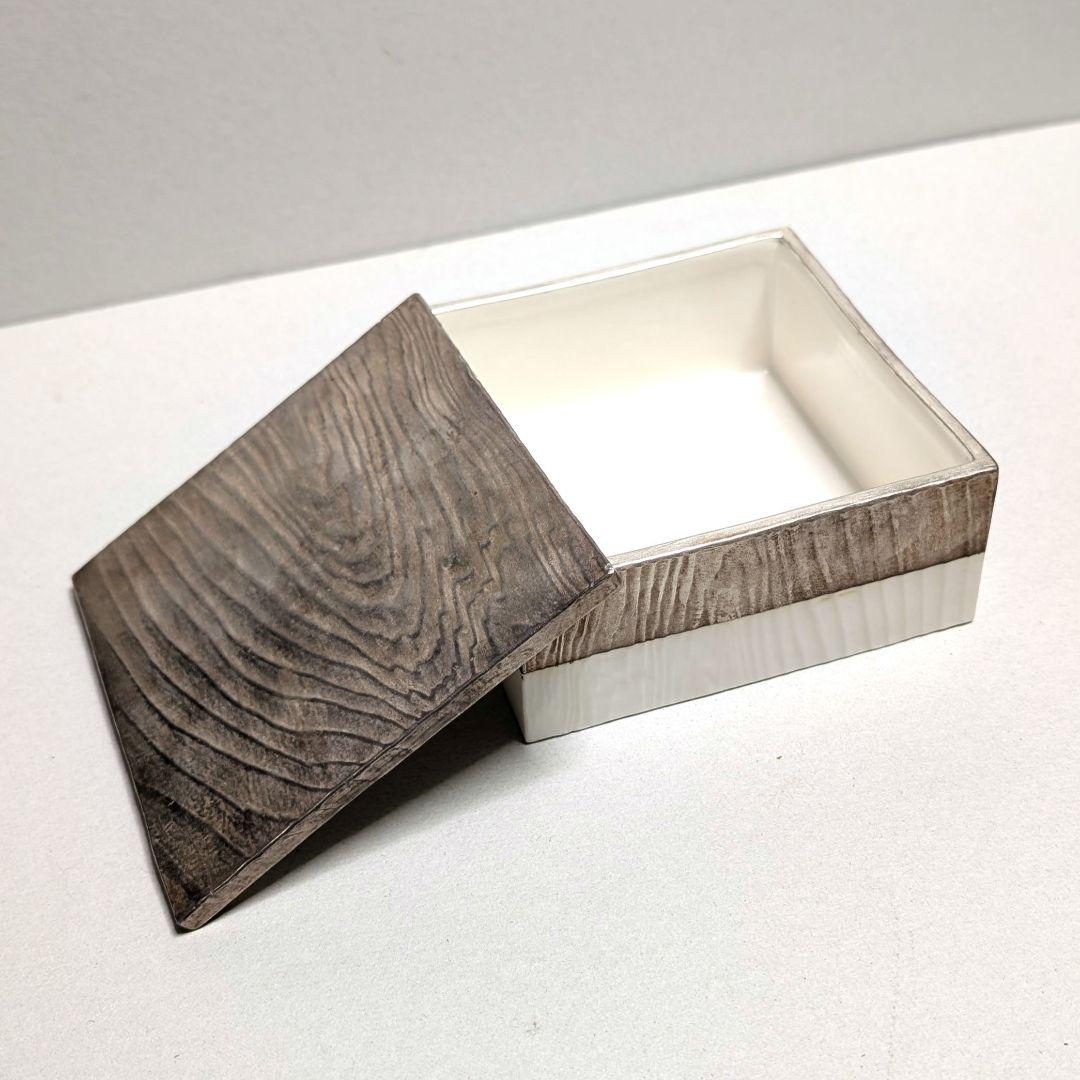 安藤良介　木目　小物入れ