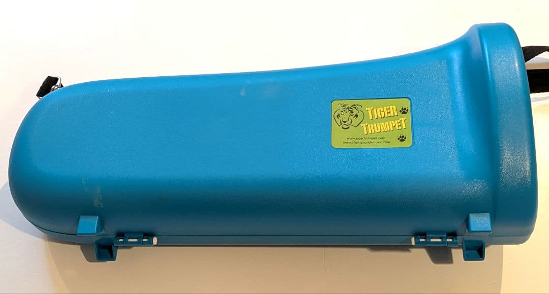 TIGERトランペット♫ケース付き♪赤と黄色の希少カラー♬