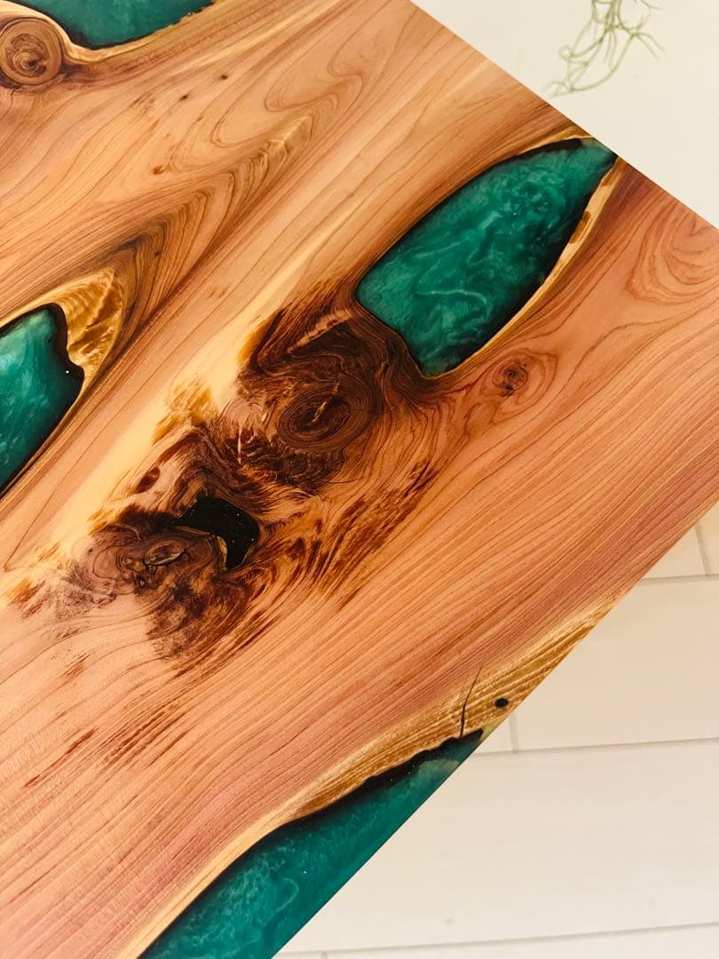 サイドテーブル　レジンテーブル　ソファテーブル　一枚板テーブル　コーヒーテーブル