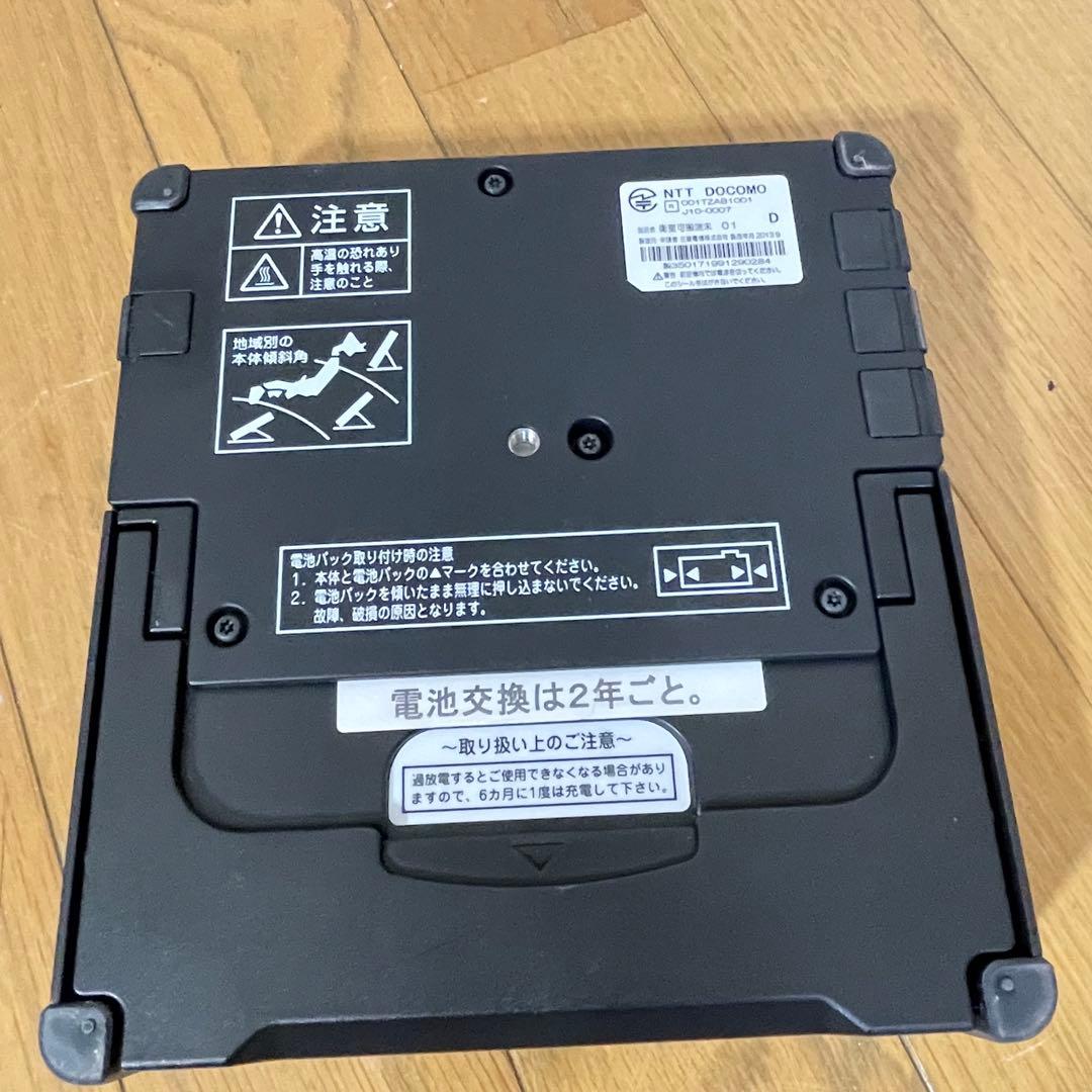 【未使用に近い】NTTドコモ 衛星可搬端末01 J10-0007