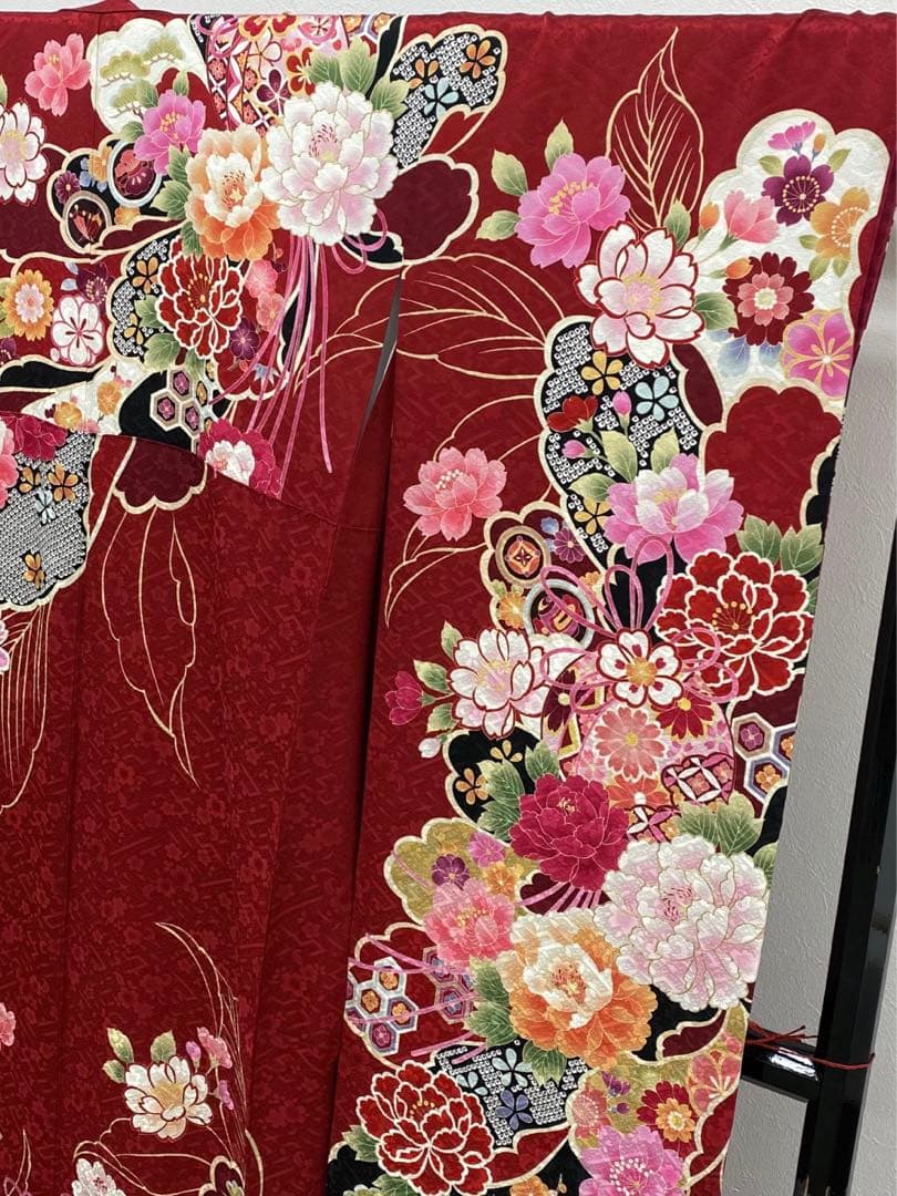 振袖 豪華 金彩 紋意匠 牡丹 大輪 身丈167cm パールトーン加工済