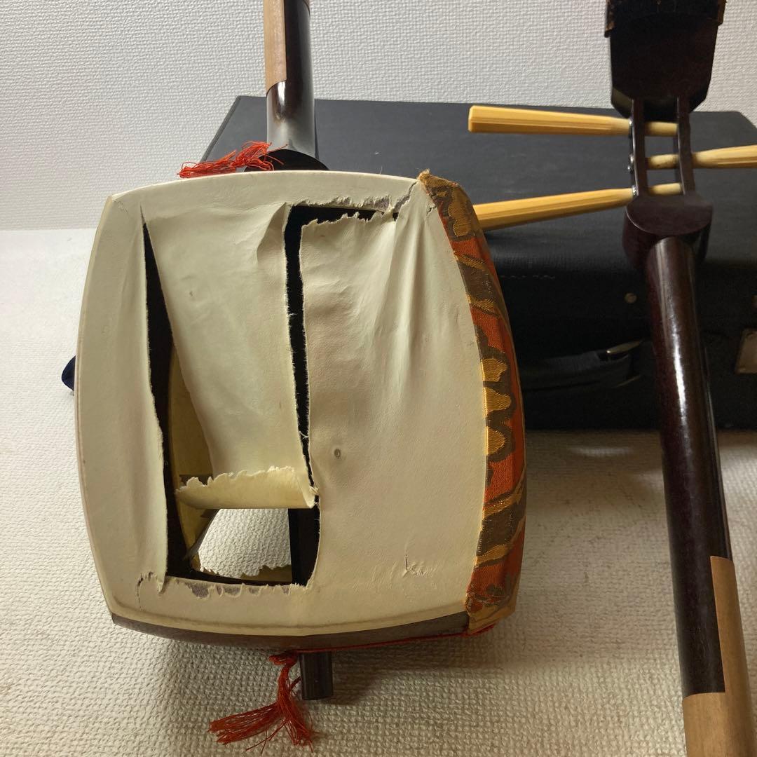 三味線 木製 付属品あり　ケース付き　破れあり