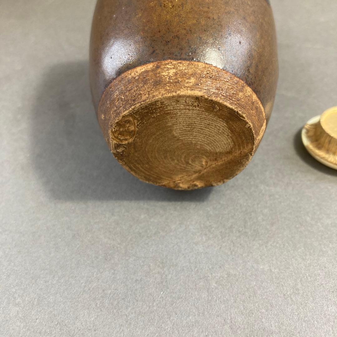 茶道具　肩衝茶入　仕覆　洛東定一(桶谷定一と推定)造　蓋金箔一部捲れ　S29CH