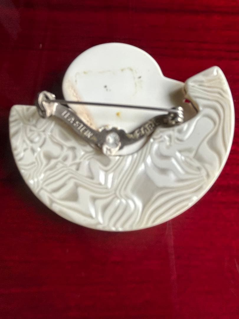 LEA STEN PARIS リアスタンヴィンテージブローチアールデコレディー