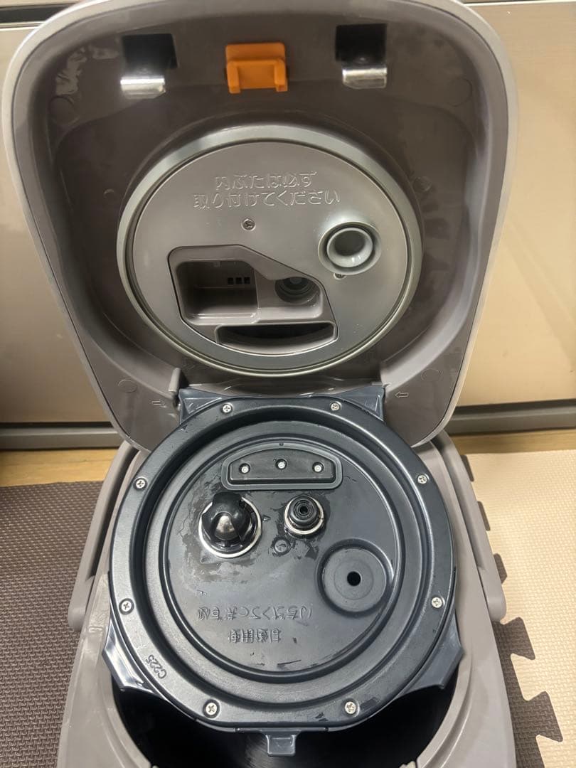 [倉庫処分セール]象印 圧力IH炊飯器 NW-PT10-2021年製