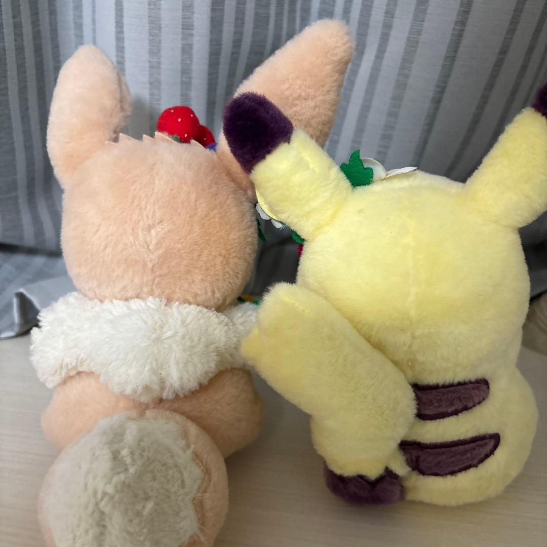 ポケモン　ピカチュウ　イーブイ　イースター　ぬいぐるみ