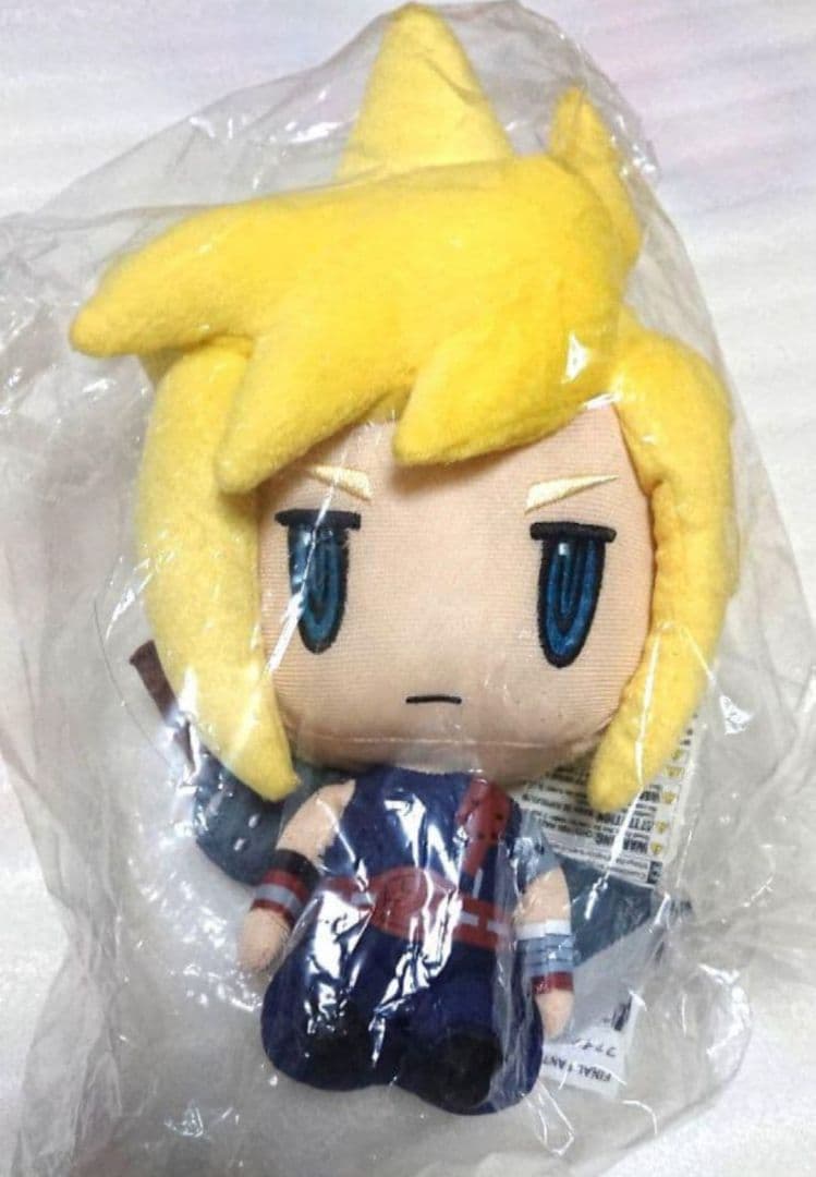 FFVII ぬいぐるみ クラウド タグ付き ファイナルファンタジー