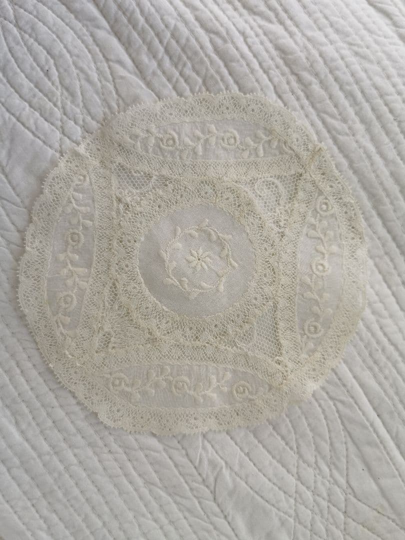 アンティーク ノルマンディーレース 小さなドイリー ロゼッタ エンブロイダリー