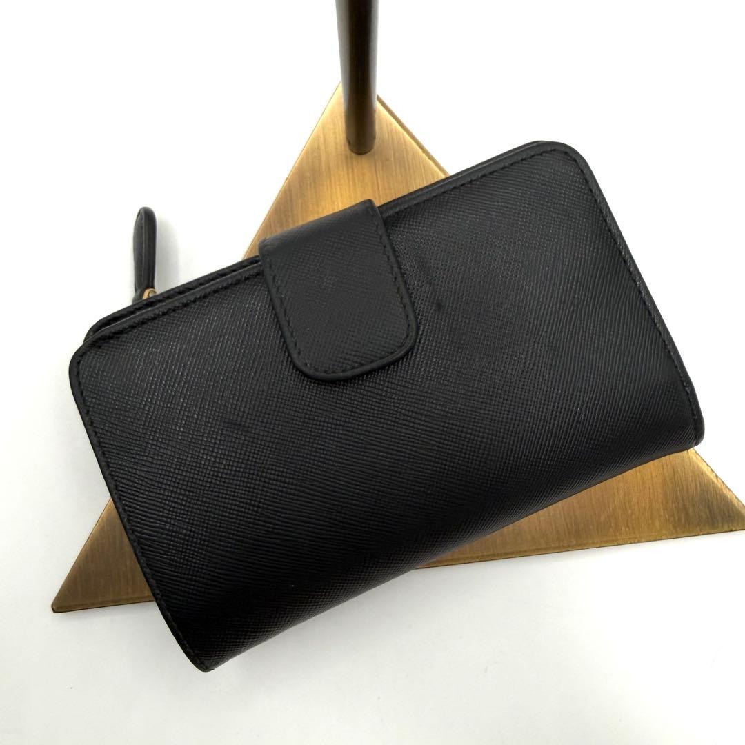 PRADA 二つ折り財布　GDロゴ金具　サフィアーノレザー　L字ファスナー