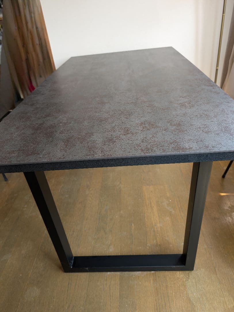 綾野製作所ネオス　セラミックダイニングテーブル　アイアングレー　160幅