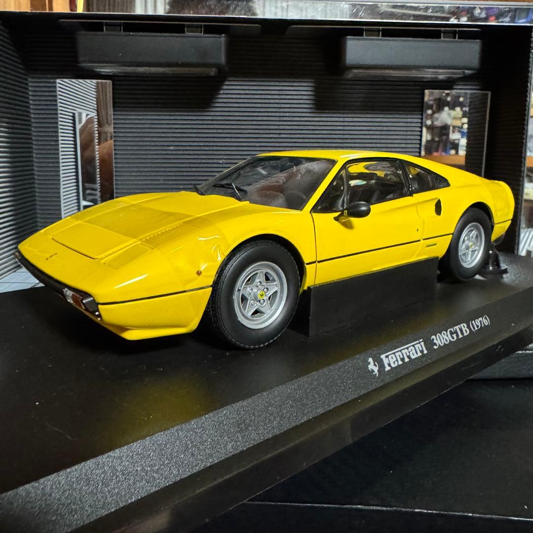 絶版 京商 1/18 フェラーリ 308GTB