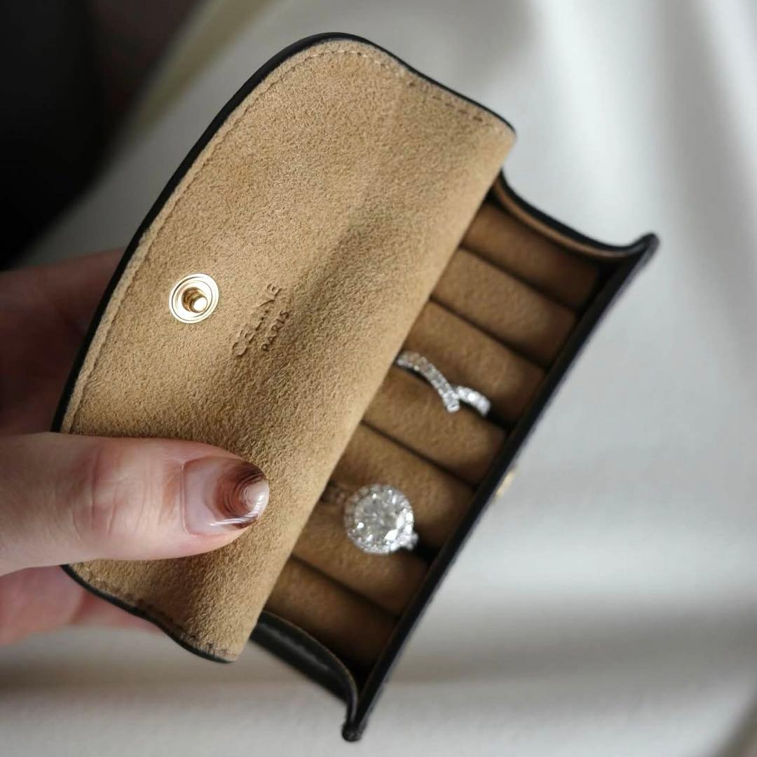 【新品未使用】CELINE セリーヌ リングケース ホワイト トリオンフ小物入れ