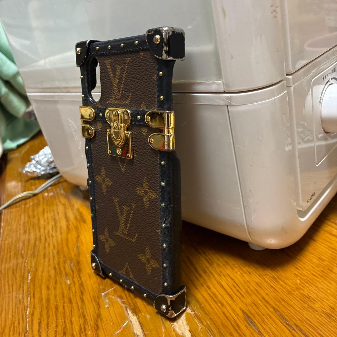 Louis Vuitton トランクスタイル iPhoneケースＸ&XS