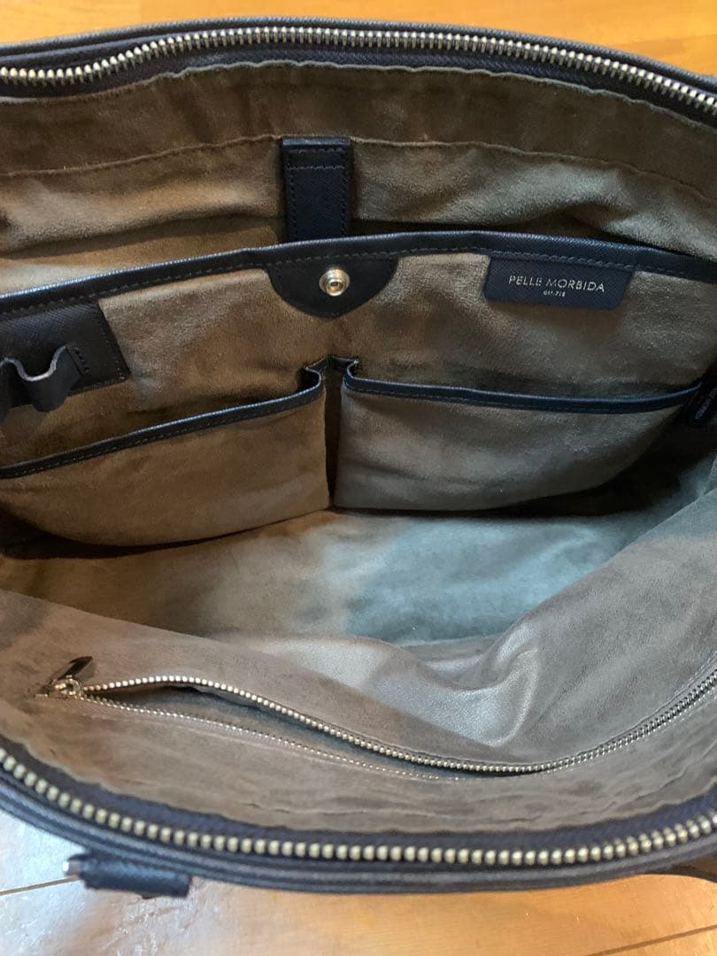 ころぺこ⭐︎PELLE MORBIDA ペッレモルビタ　メンズバッグ