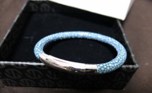 NOMINATION 田代万里生 モデル ブレスレット