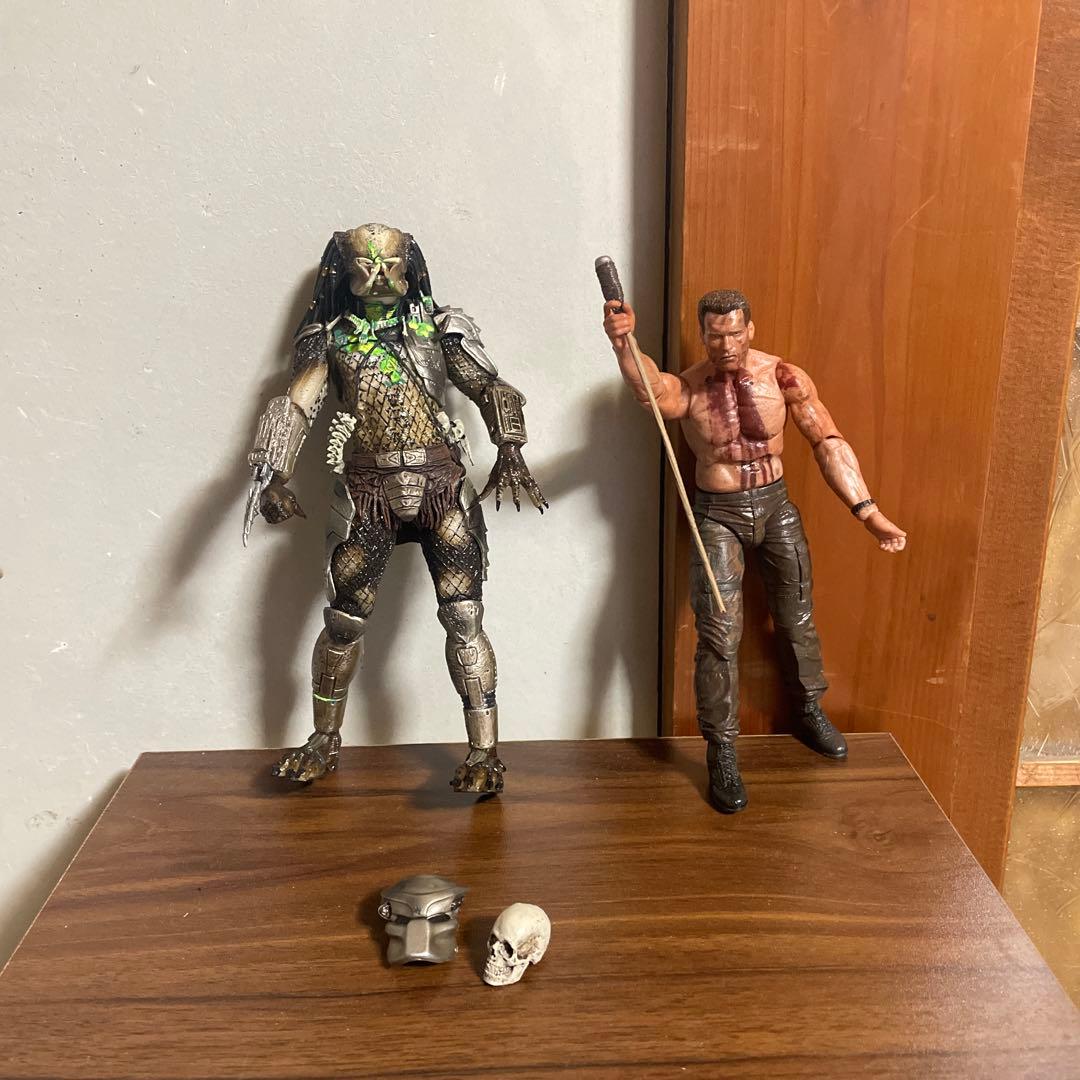 ネカ　プレデターとダッチ フィギュアセット