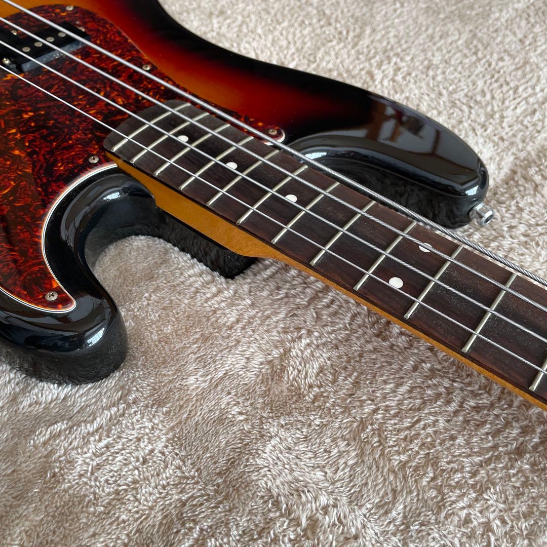 フェンダー　Fender プレシジョンベース