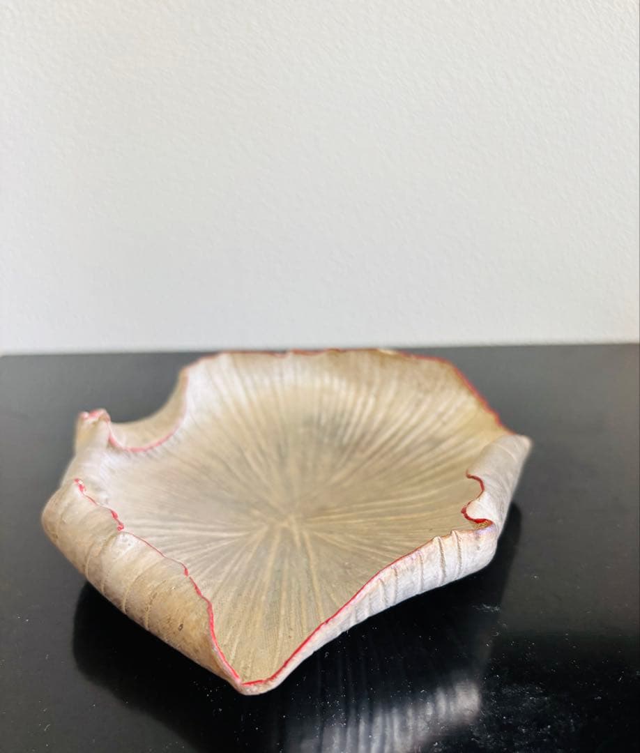 林みちよ　紅縁銀彩皿（No.9）　菓子皿　オブジェ　アート　茶道