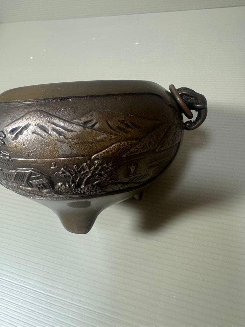 2078  銅製　鋳銅香炉　三足　獅子